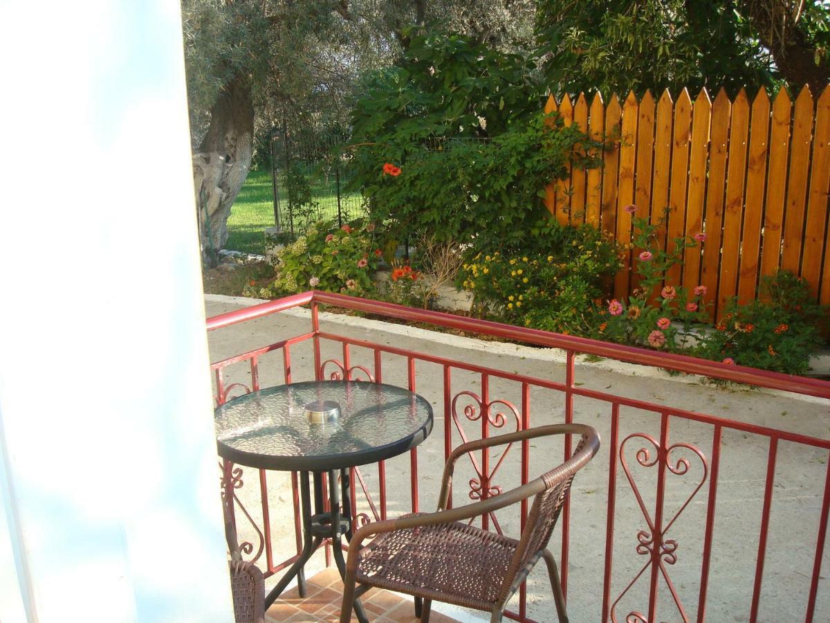 To Agridi Apartman Cukaládesz Kültér fotó